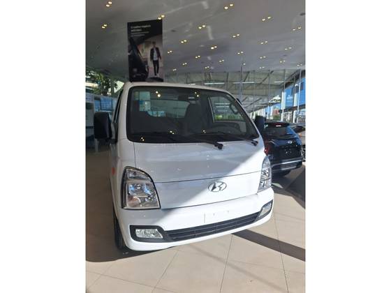 HYUNDAI HR 2.5 TURBO DIESEL CS 4WD MANUAL